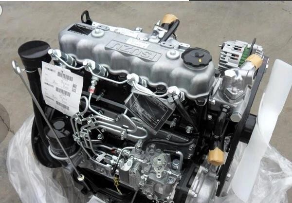 3জাপানি ইঞ্জিনের সাথে.5 টন রুক্ষ ভূখণ্ডের ফর্কলিফ্ট 2